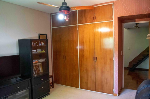 Imagen 13 de 30 de Casa En Venta De 8 Ambientes Martinez