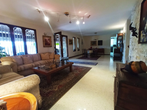 Imagen 17 de 20 de Vendo Casa 300mts2 4h/6b/2pe El Cafetal