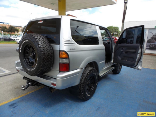 Imagen 10 de 25 de Toyota Prado Sumo