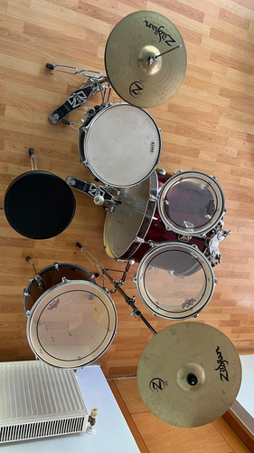 Batería Tama Rhythm Con Extras (Usado)