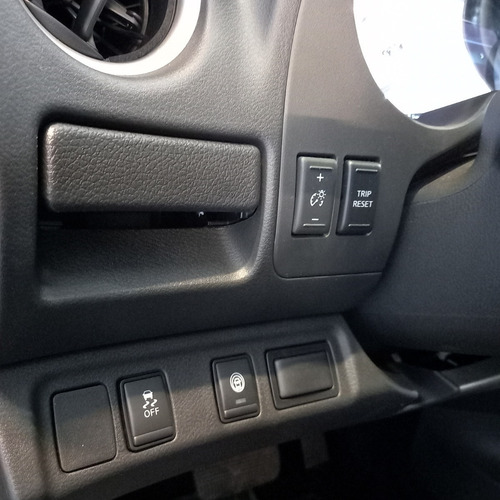 Imagen 22 de 25 de Nueva Nissan Frontier 2.3bt Platinum 4x4 At 2022