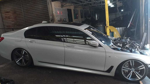Imagem 5 de 13 de Bmw 750i Sedã