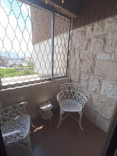 Imagen 16 de 21 de Casa - Lomas Del Campestre