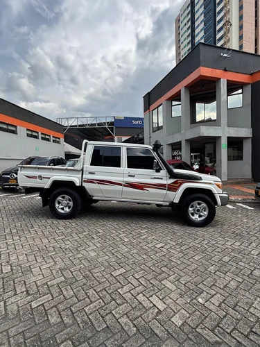 Totoya Lc Vdj79l Mt Diesel