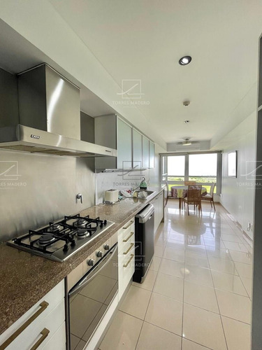 En Venta - Le Parc Puerto Madero 2 Dormitorios Piso Alto En Torre Rio, Con Cochera !