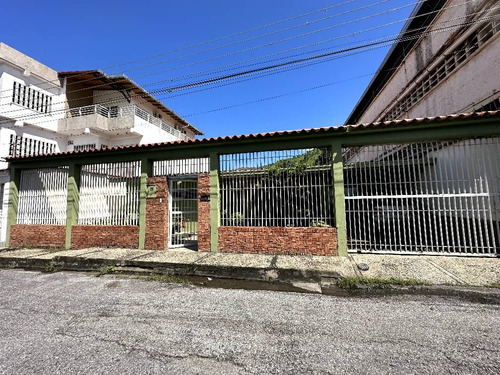 Increible Casa Urb. El Toro, Las Delicias