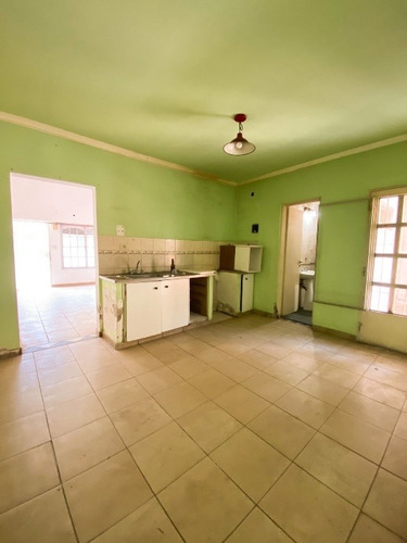 Imagen 4 de 10 de Departamento Tipo Casa En Venta En Lanus Oeste