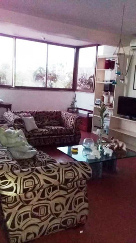 Venta Apartamento Resid. Altamira, Sector El Añil, Urb. Prebo