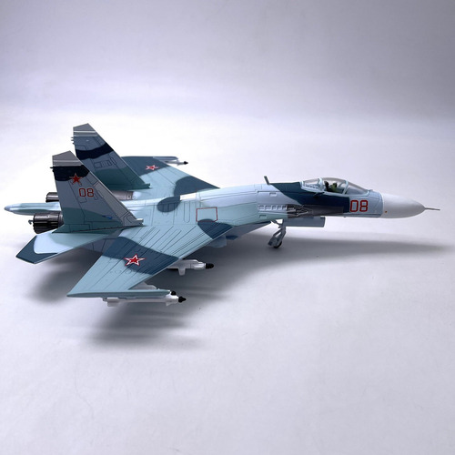 Escala 1:100 Ala Sukhoi Su-27 Avión Ruso Aerolíneas