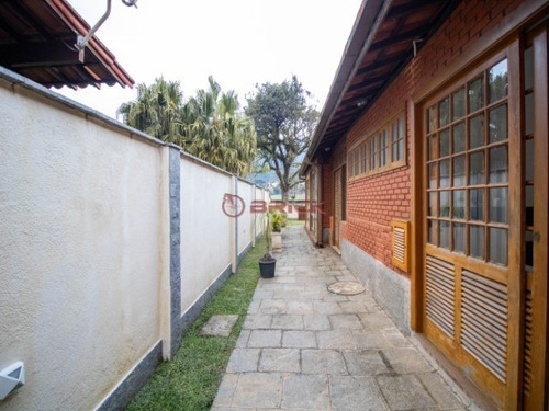Imagem 6 de 30 de Casa Linear Com 4 Quartos Sendo 1 Suíte Máster Em Condomínio No Comary. - Ca01801 - 69817720