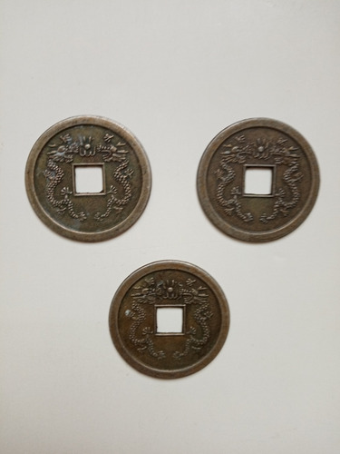 Monedas Chinas De Metal (Usado)