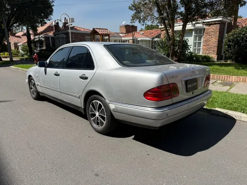 Mercedes-Benz Clase E 3.2 W210