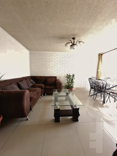 Se Vende Casa Grande Comuna La Pintana