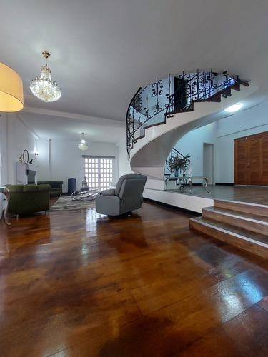 Best House Vende Espectacular Casa En San Antonio De Los Altos Secto El Amarillo