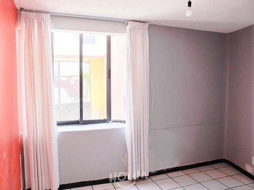 Departamento En Bosques De Aragón, Nezahualcóyotl Con 3 Habitaciones