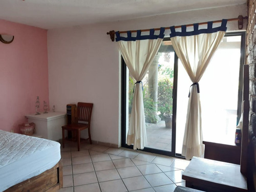 Casa En Privada En Obrera, Tepoztlán, Morelos - Crb-1083-cp