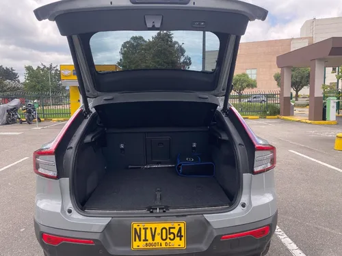 Volvo C40 Ultimate P8 4x4 2024