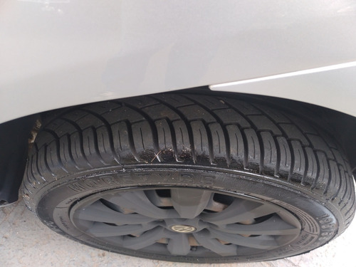 Imagem 5 de 11 de Volkswagen - Fox 1.6 Mi I-motion 8v 2014 Novo