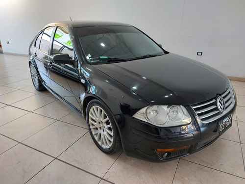 Imagen 2 de 12 de Volkswagen Bora 2011 1.8 Highline T 180cv