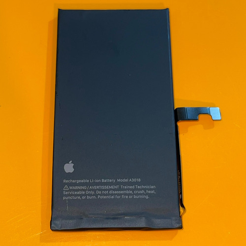 Bateria De Iphone 15 Original (Usado)