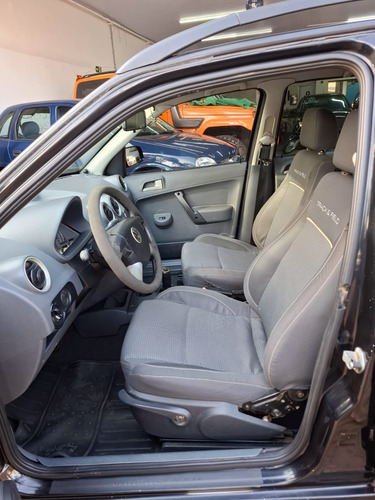 Volkswagen Parati 1.6 Track & Field Total Flex 5p