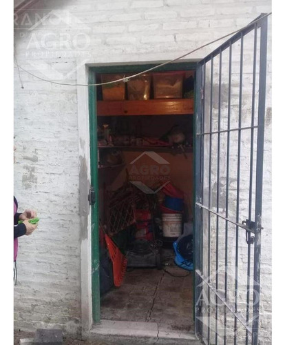 Venta Casa 3 Amb Con Piscina En Barrio Parque Sakura, Exaltacion De La Cruz Limite Con Pilar.