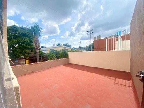 Imagen 14 de 16 de Casa En Jardines Alcalde Cerca De Trànsito