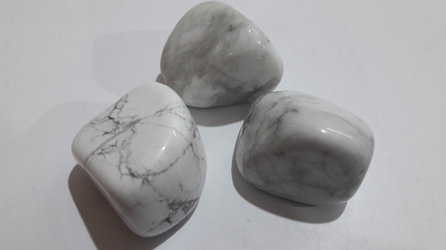 Howlita Blanca Rolada - Piedras Semipreciosas- Mahalpiedras