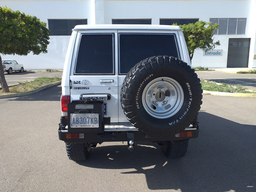 Toyota Macho Lx