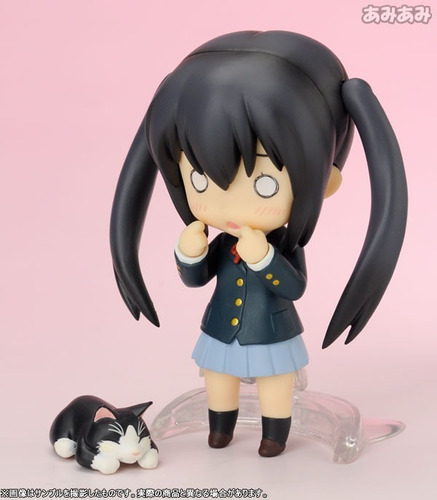 Imagen 8 de 9 de Nendoroid K-on Azusa Nakano Original 10/10