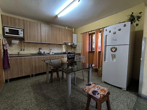 Casa En Remedios De Escalada