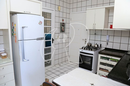 Imagem 13 de 17 de Apartamento Com 3 Dormitórios À Venda, 110 M² Por R$ 398.000 - Cocó - Fortaleza/ce - Ap2418