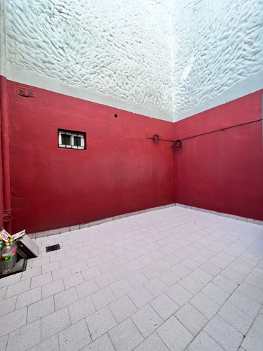 Imagen 5 de 12 de Venta De Local, Zona Comercial, Caseros. Permuta!