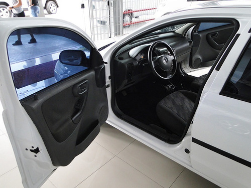 Marca: Chevrolet Modelo: Corsa Hatch