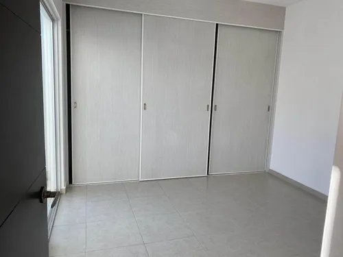 Moderna Casa En Fraccionamiento Vigilancia A Minutos Del Centro De Jiutepec