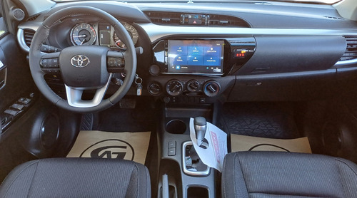 Toyota Hilux Sr 4x4 2.8 At 0km Financiada