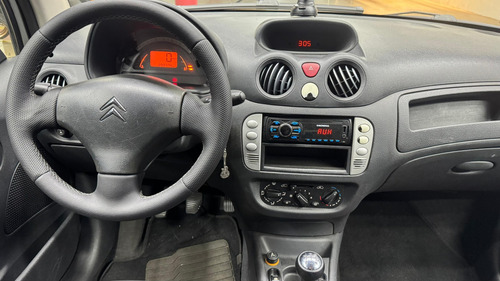 Citroën C3 1.4 I GLX 8V FLEX 4P MANUAL
