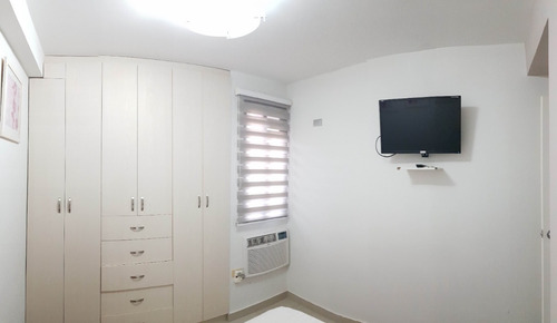 Imagen 10 de 13 de Lujoso Y Cómodo Apartamento. 04127800070. Cod Mls 23-5286