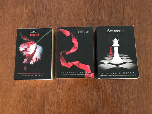 3 Libros Luna Nueva, Eclipse Y Amanecer Saga Crepusculo