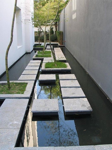 Construcción De Espejo De Agua En Patio Y Muro Llorón 