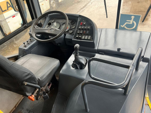Urbano Caio Apache Vip Mercedes-benz Of 1722 2009