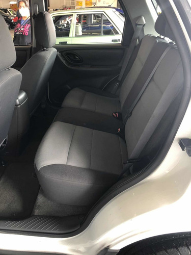 Imagen 13 de 14 de Ford Escape 2007 2.0 Xls Tela L4 At