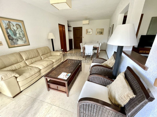 Imagen 2 de 22 de Venta Apartamento 2 Dormitorios Complejo Green Leaves