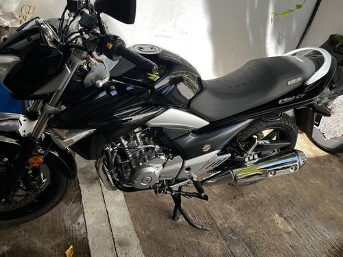 Suzuki Inazuma 250