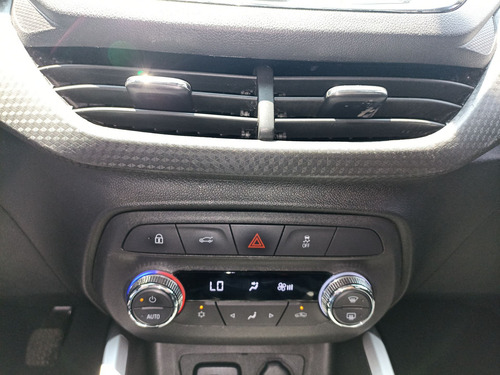 Chevrolet Onix 1.0 Lt Mt