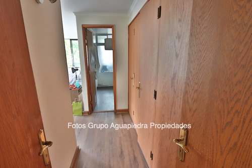 Remodelado, Amplios Espacios, A 2 Cuadras Del Metro