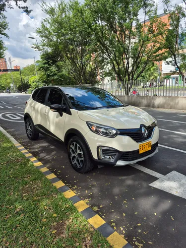 Renault Captur 2.0 Intens Automática