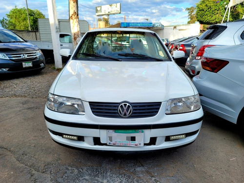 Imagen 2 de 10 de Volkswagen Pointer Pick-up Modelo 2001