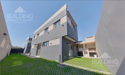 Imagen 8 de 27 de Departamento - En Venta - 2 Dormitorios - La Plata