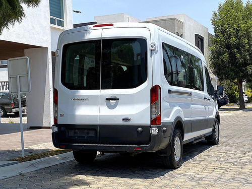 Ford Transit 2.2 Pasajeros Larga Techo Alto Custom Mt